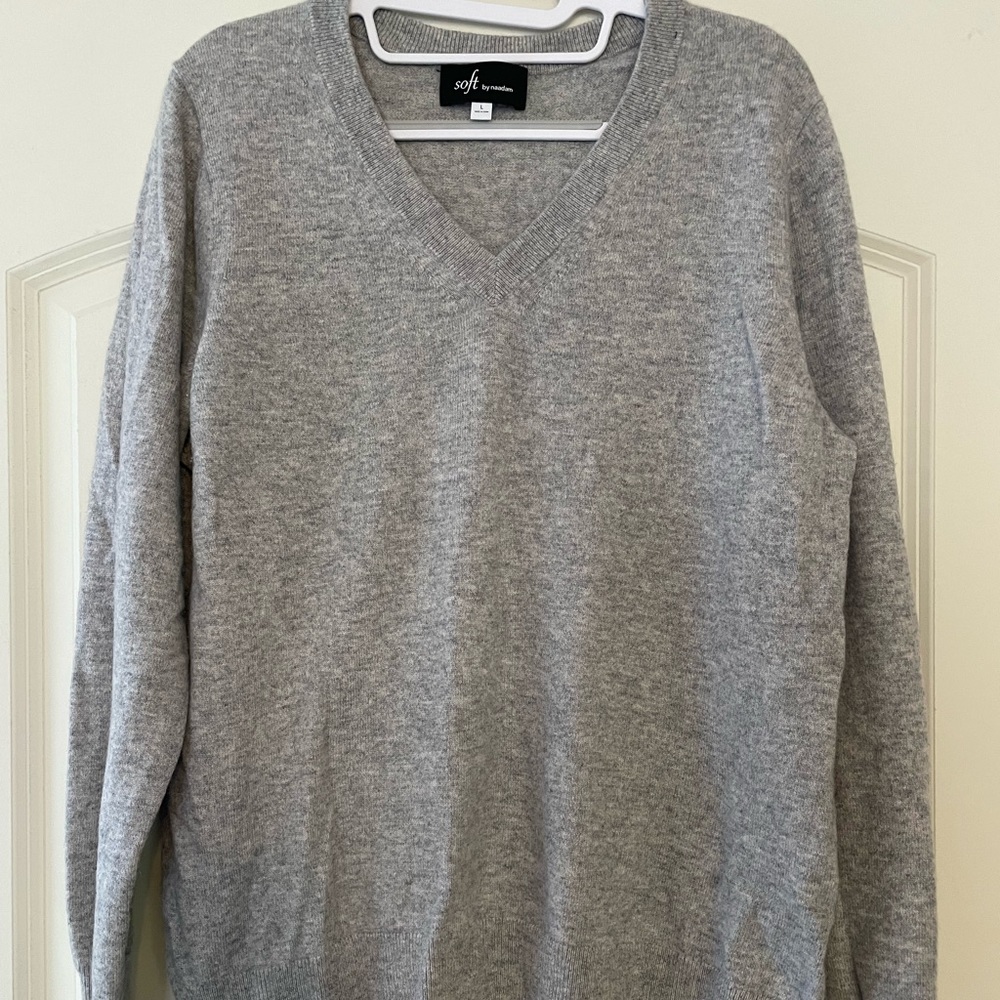 Nadaam gray cashmere sweater size Large
